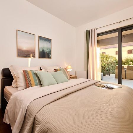 Spada Brand New Apartment With Garden 3 Min From Beach! Poreč Dış mekan fotoğraf